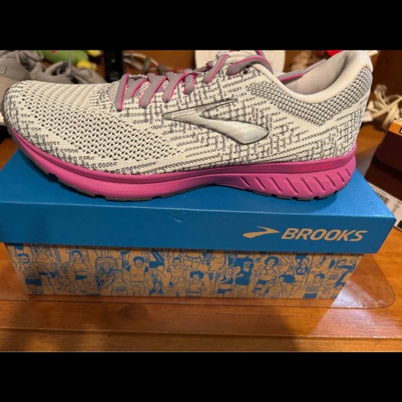 Brooks Shoes Brooks Tennis Shoes Poshmark